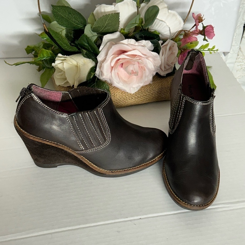 Elegant Brown Wedge Ankle Boots